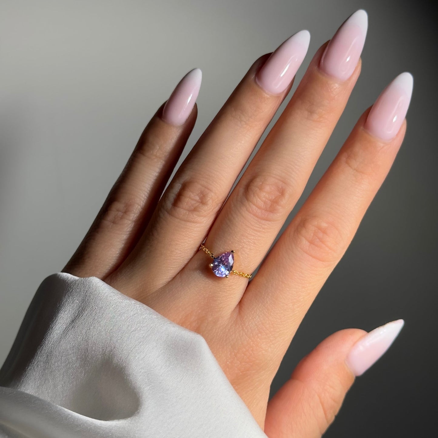 Amethyst Embrace Chain Ring