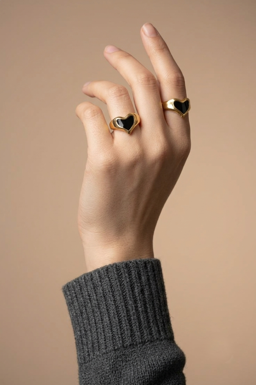 Whitney Heart Signet Ring