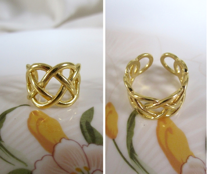 Interlooped Glow Ring