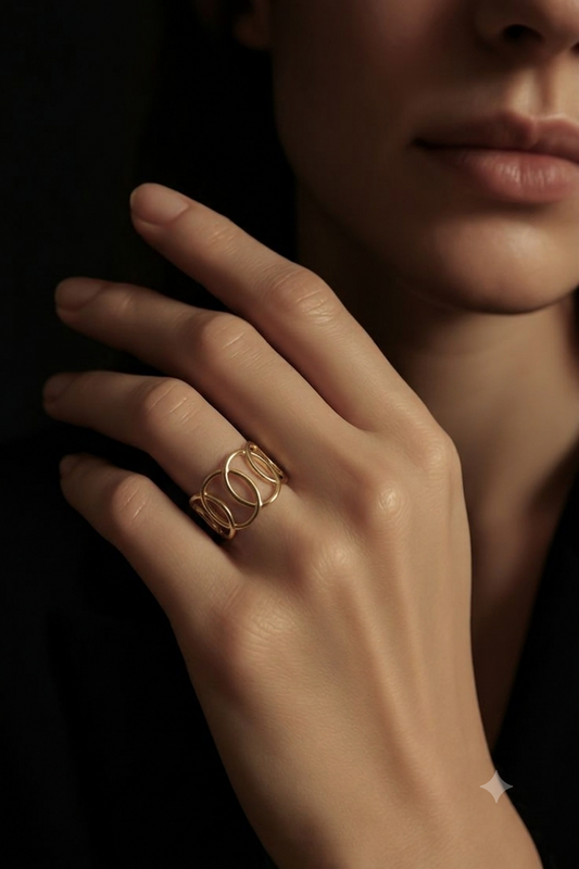 Interlooped Glow Ring