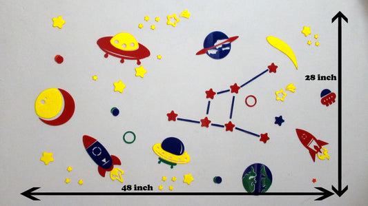 Spaceship wall art for babies' room