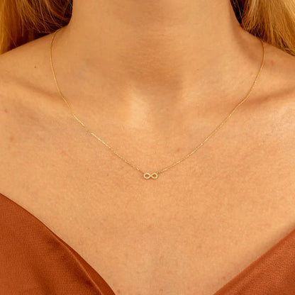 DIAMOND INFINITY NECKLACE