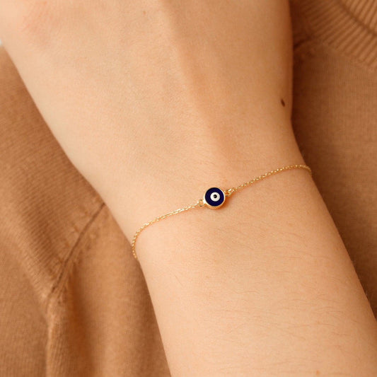 Minimal Evil Eye Bracelet
