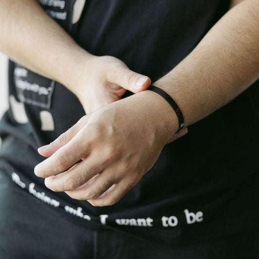 Essential Cuff | Men