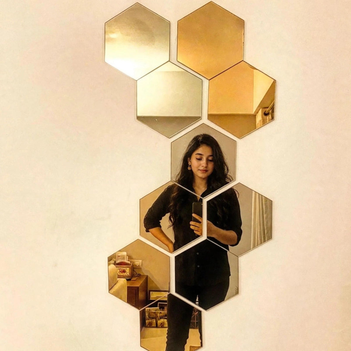 Acrylic Hexagon Mirror Set – Gold Geometric Wall Decor